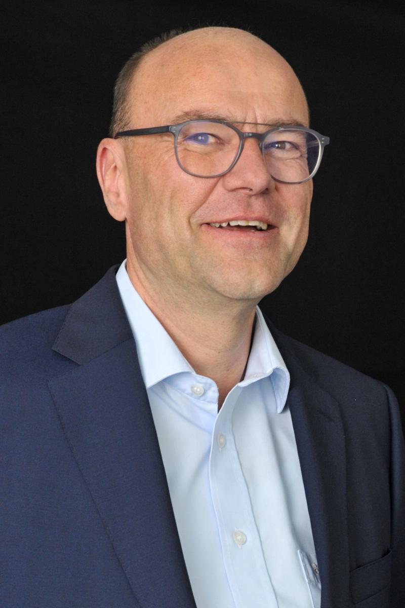 Prof. Dr. Wolfgang Frieß